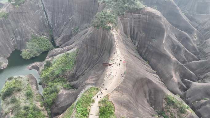 4K航拍湖南郴州高椅岭 丹霞地貌