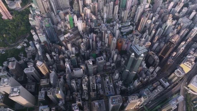 科技连通性概念的香港城市天际线鸟瞰图