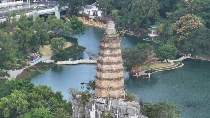 中国广西壮族自治区桂林市七星区穿山景区