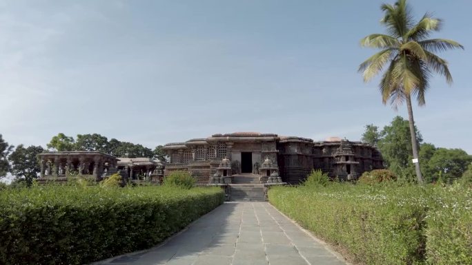 印度卡纳塔克邦Halebeedu，以Hoysala风格建筑建造的精致湿婆或Hoysaleswara寺