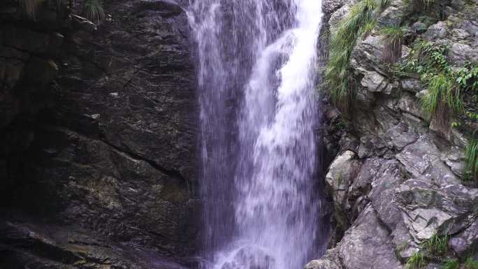 森林流水大自然小溪水瀑布山涧水源泉水山水