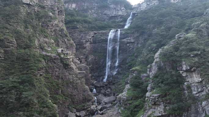 山水航拍庐山瀑布三叠泉高山流水山自然风景