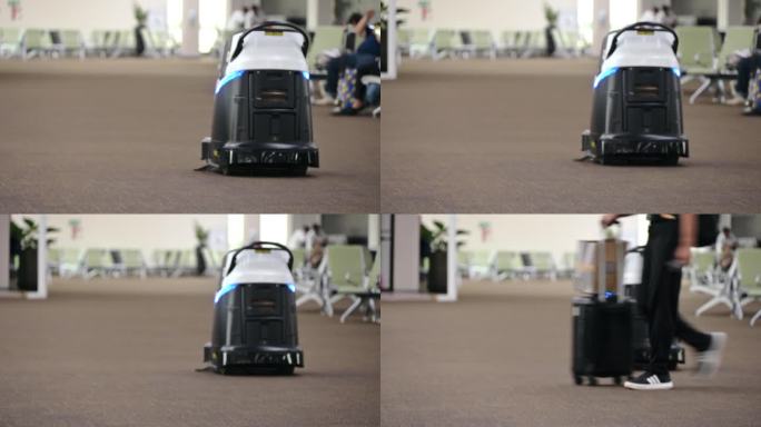 机场候机楼的自动机器人吸尘器