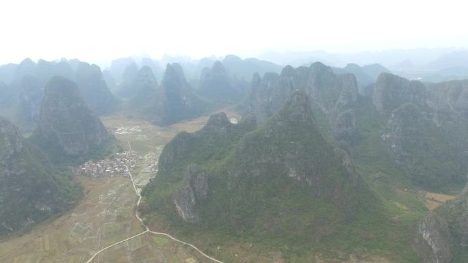 桂林山水 山 平原与山