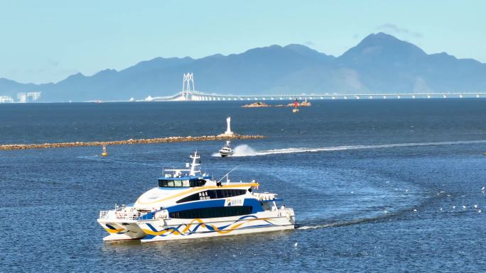 香洲港客轮归航与港珠澳大桥、深圳前海同框