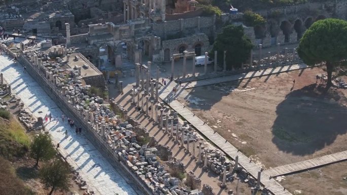 以弗所古城(Efes Antik Sehri)无人机视频，土耳其塞尔库克伊兹密尔(土耳其)