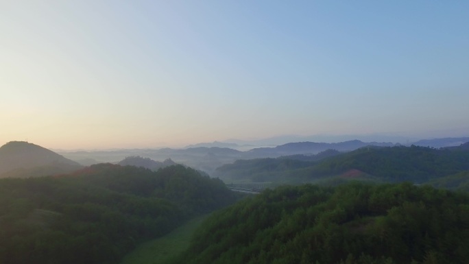 朝阳群山大气航拍