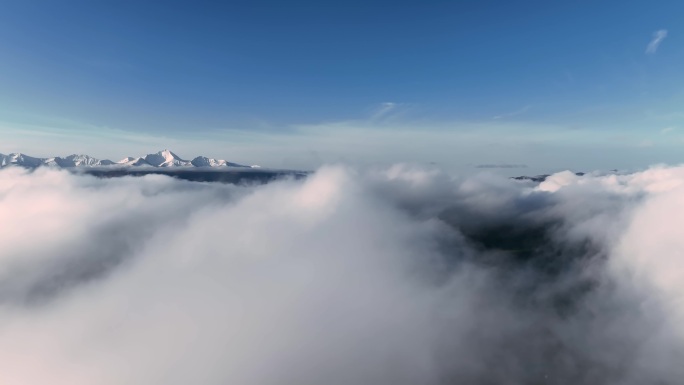 云海雪山