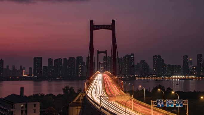 《鹦鹉洲长江大桥延时摄影》