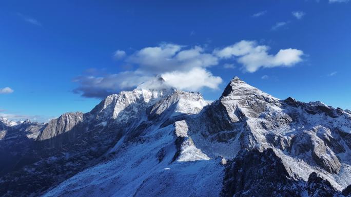 航拍四姑凉雪山及航拍延时4K