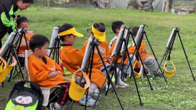 亲子时光 儿童绘画 夏令营 儿童户外写生