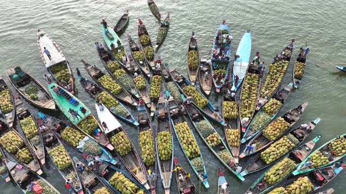孟加拉国兰加马提的卡帕泰湖鸟瞰图。