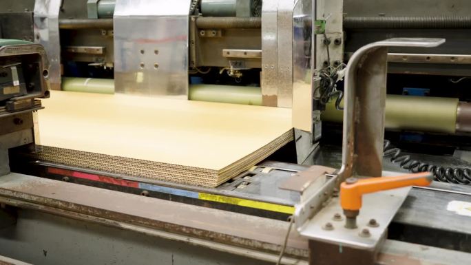 无人纸生产线制造厂、纸板造纸厂、工业大型机械。