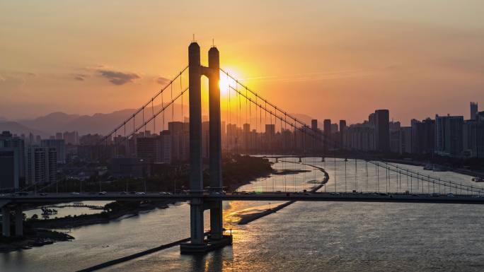 福州鼓山大桥逆光夕阳航拍4K