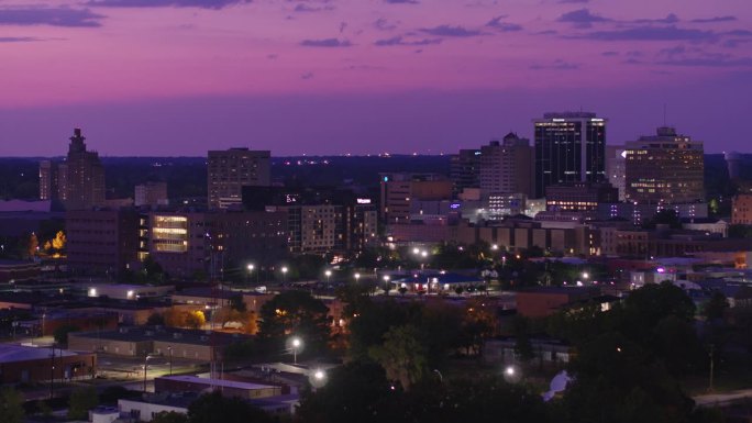 夕阳下的密西西比州杰克逊市中心