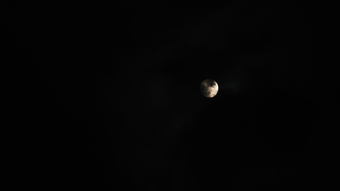 夜晚的月亮
