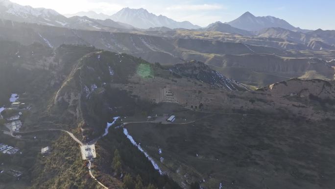 4k航拍马蹄寺祁连山草原雪山