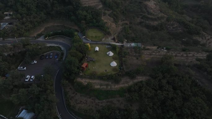 九女峰野有院