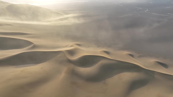 沙尘暴 库姆塔格沙漠