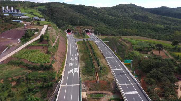 高速公路隧道航拍