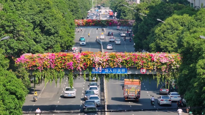 南宁星湖路电科广场人行天桥航拍视频素材