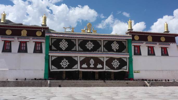 青海黄南藏族自治州 隆务寺