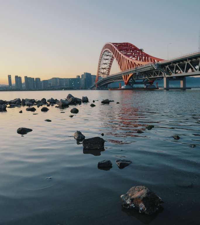 宁波北仑梅山红桥城市风光