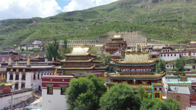 青海黄南藏族自治州 隆务寺 黄南风景