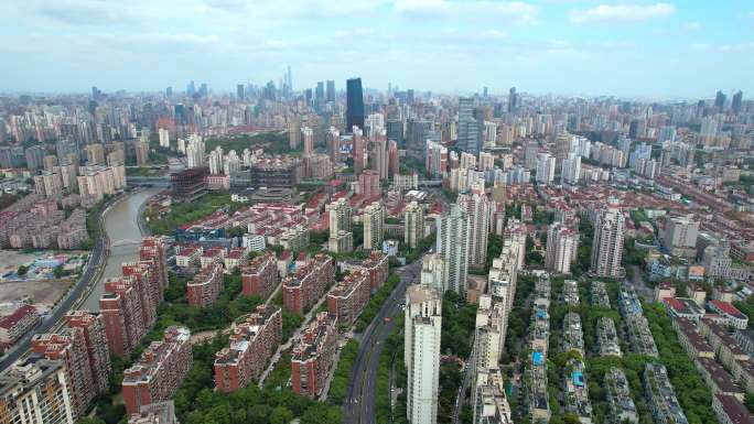 上海长宁普陀区居民楼城市建设苏州河河畔