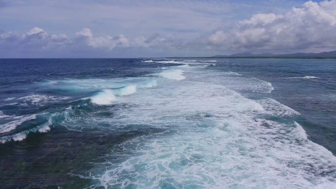 电影感大海海浪巨浪滔天大海航行