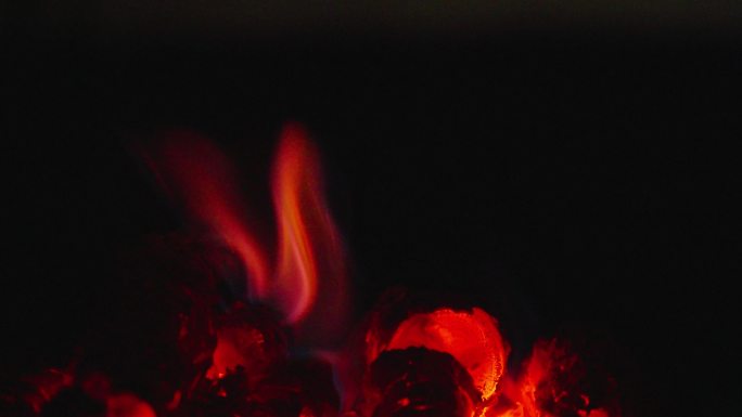 4K原创 木材燃烧 火焰 火红木炭 柴火