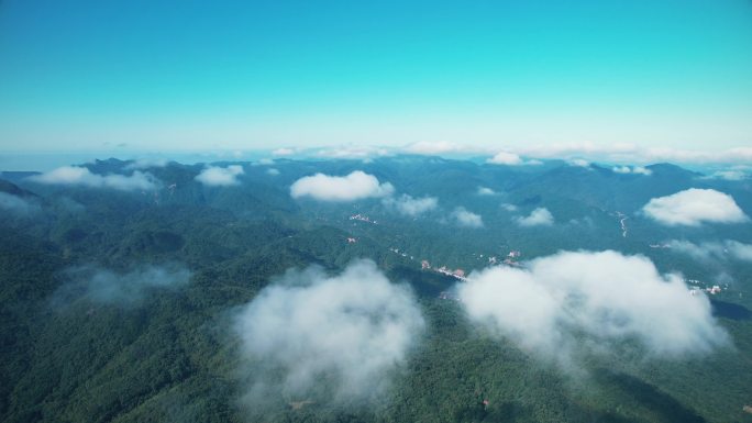 群山云海云上地平线