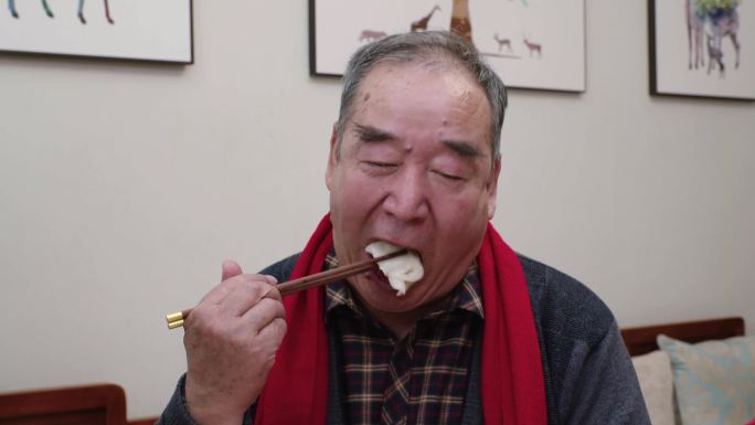 吃水饺 饺子 鲅鱼 美食 团圆 喜庆