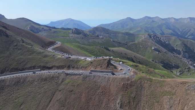 航拍新疆伊犁伊昭公路风景