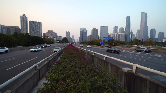 傍晚广州车流车辆缓慢行驶广州大桥