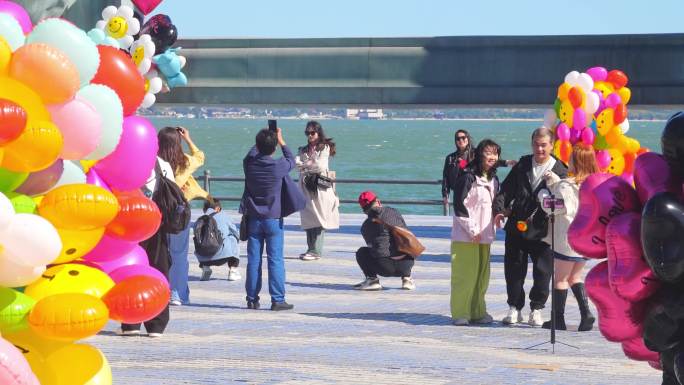 威海 威海旅游 游客打卡 气球  大相框