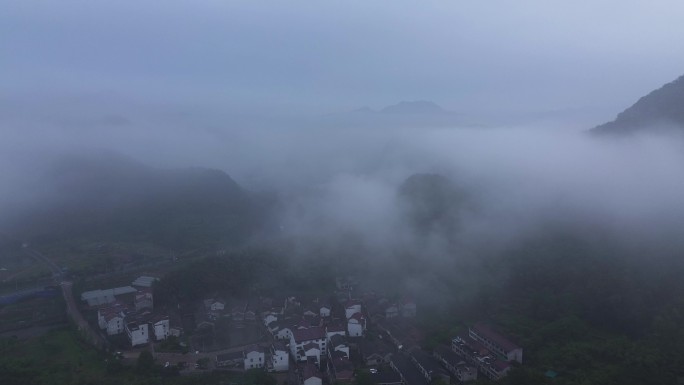 浙江浦江杭坪斗鸡岩云海风光航拍合集