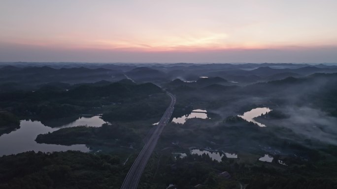 四川省遂西高速赤城湖站大桥