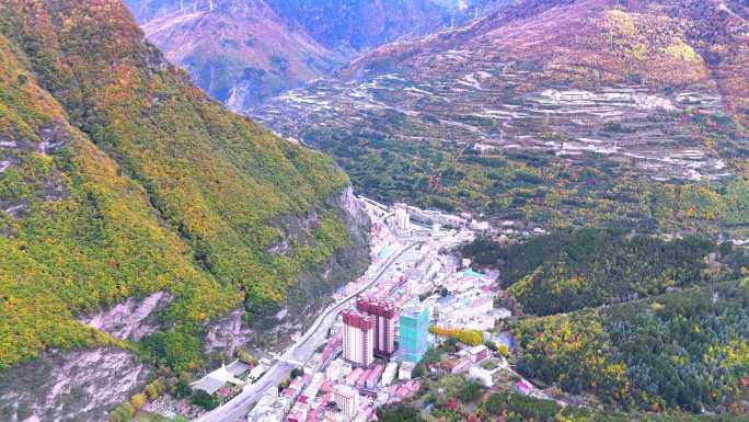 航拍 四川 阿坝州 黑水县 县城 黑水河