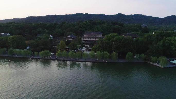 浙江杭州西湖空镜航拍风景夕阳山水游船