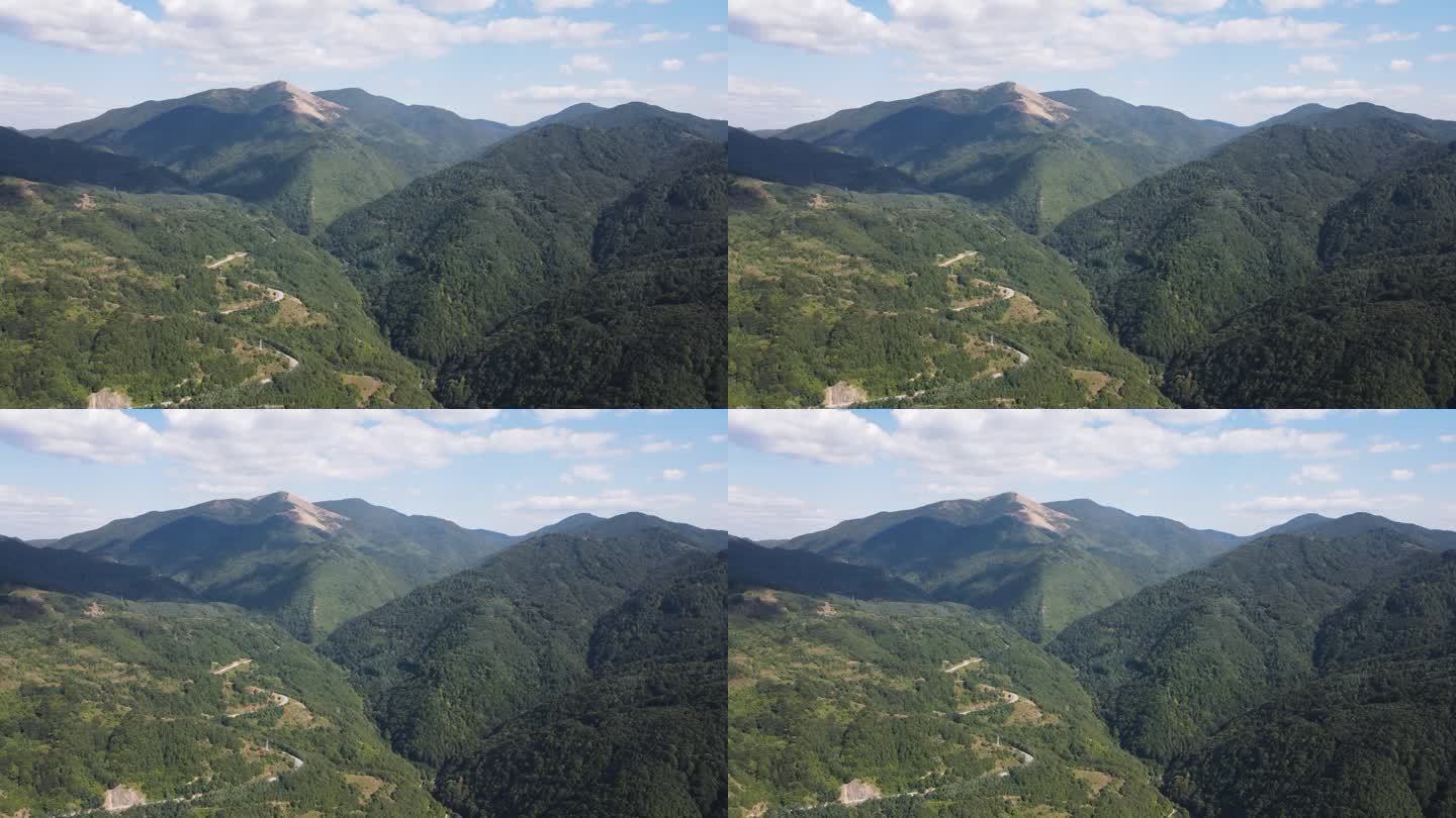 保加利亚斯维什尼克峰附近的皮林山鸟瞰图