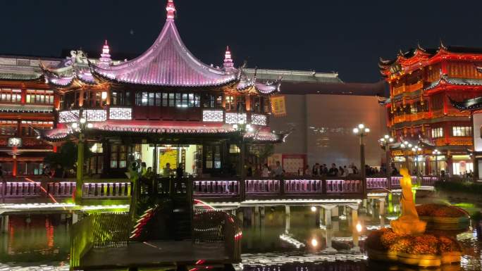 上海豫园商城建筑夜景