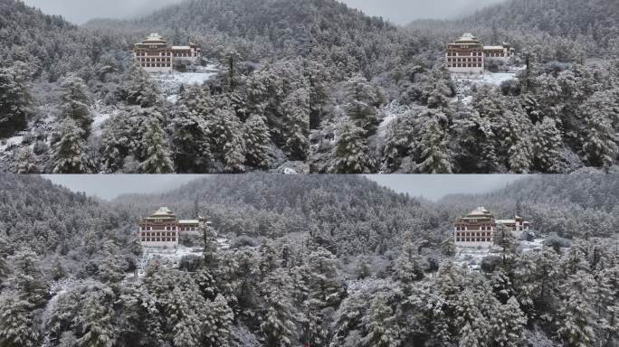 甘孜川西稻城亚丁冲古寺雪景航拍