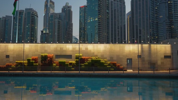 迪拜喷泉和迪拜城市景观