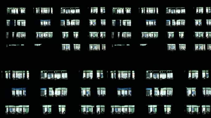 夜晚学校自习室