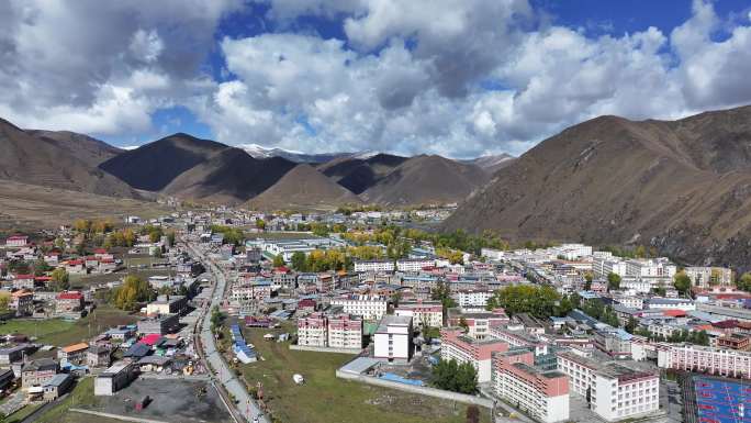 甘孜川西新都桥秋景航拍