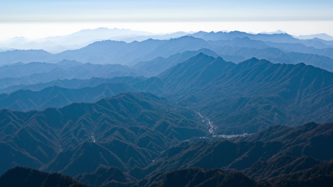 层峦叠嶂的山脉航拍空镜4K