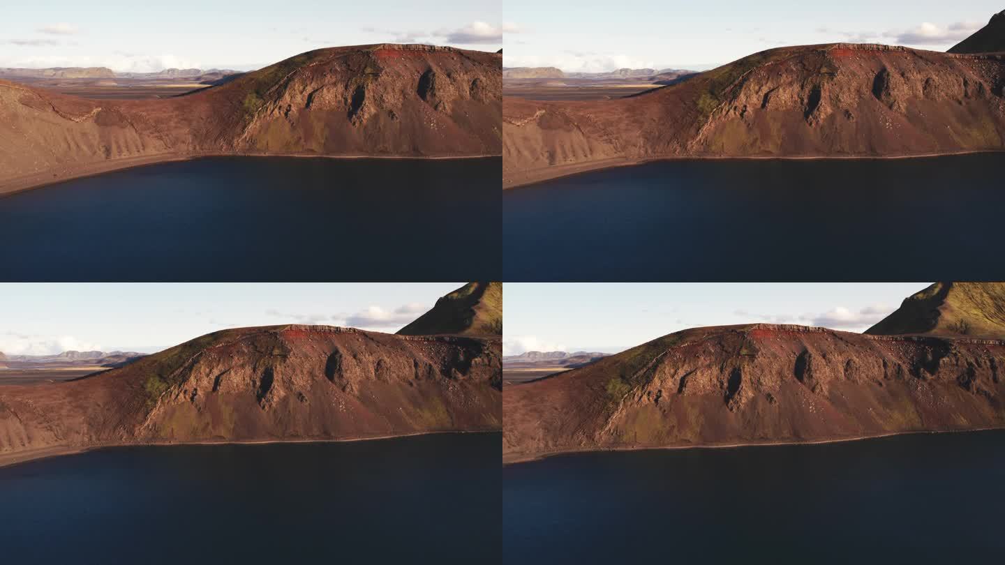 航拍:Blahylur (Bláhylur)火山口湖有平静、清澈的湖水，四周群山环绕。对于那些寻求慰