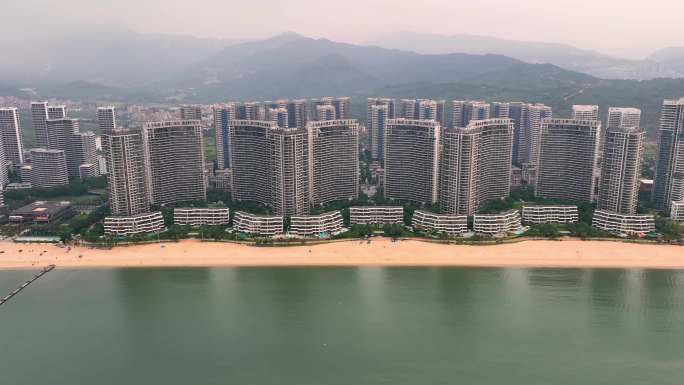 深圳碧桂园十里银滩海景房 海边群楼风光