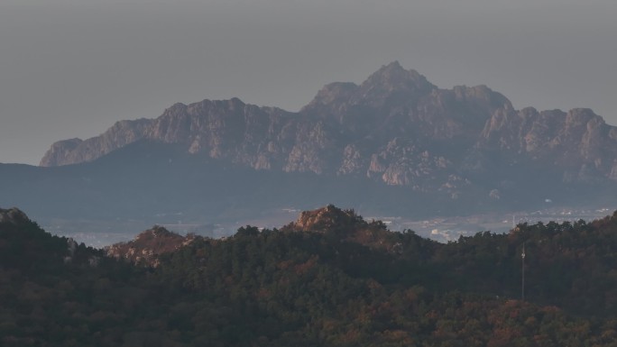 长焦航拍荣成石岛赤山西侧的九顶铁槎山